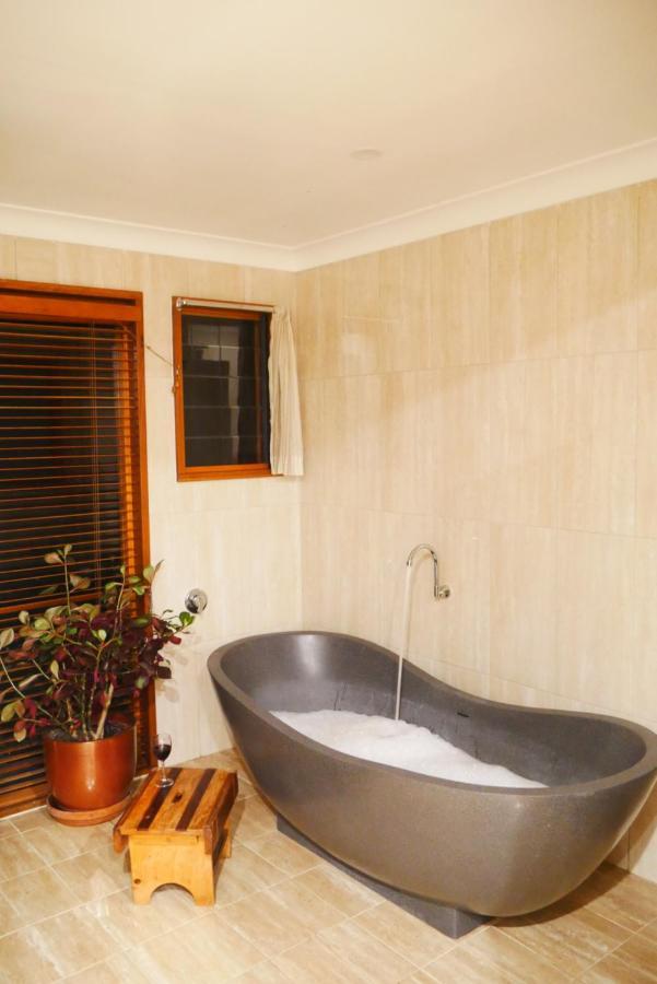 True North - 4Br Home & Garden In Bush Setting With Huge Bath Bilpin Εξωτερικό φωτογραφία
